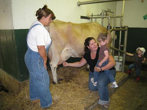2008-08-20.calder_dairy.10.alex-paige.carleton.mi.us 