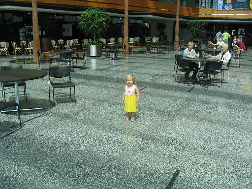 2007-07-07.renaissance_center.8.seren-snyder.detroit_river_walk.mi.us 