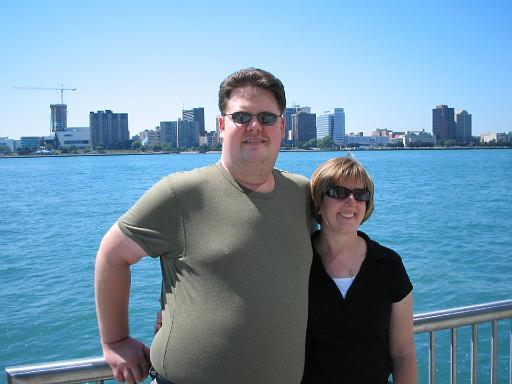 2007-07-07.tate-nancy-gibson.1.detroit_river_walk.mi.us 