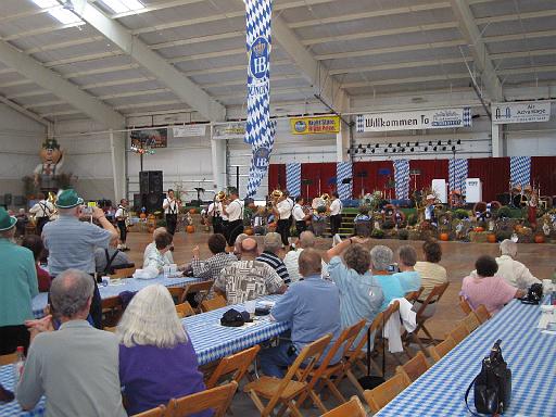 2006-09-14.oktoberfest.2.frankenmuth.mi.us 