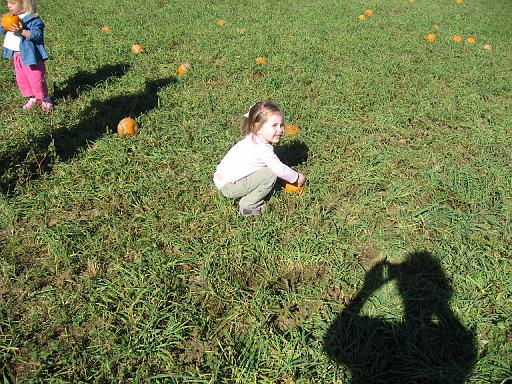 2007-10-09.farm.pumpkin_patch.27.alex.plymouth.mi.us 