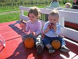 2007-10-09.farm.hay_ride.42.alex-elliot.plymouth.mi.us.jpg