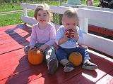 2007-10-09.farm.hay_ride.43.alex-elliot.plymouth.mi.us.jpg