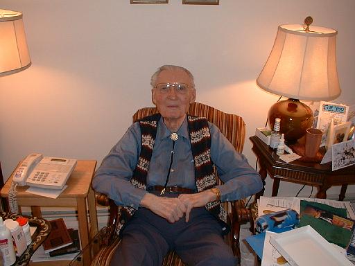 1998-12-25.george-noren.christmas.walker.minneapolis.mn.us 