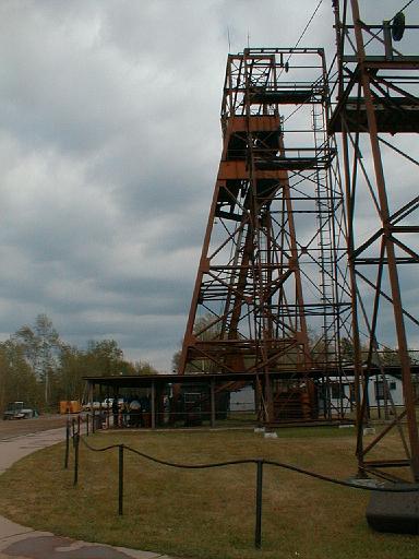 2001-07-00.elevator.tower.2.soudan_mine.tower.mn.us 