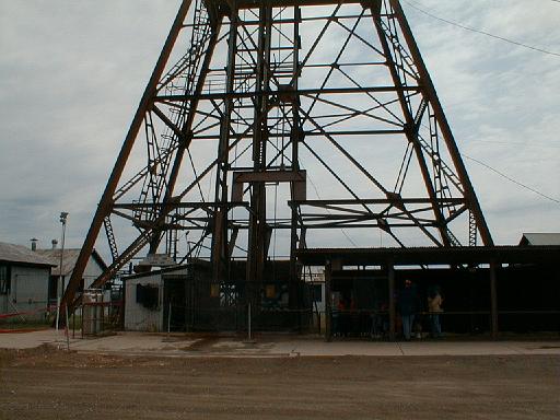 2001-07-00.elevator.tower.4.soudan_mine.tower.mn.us 