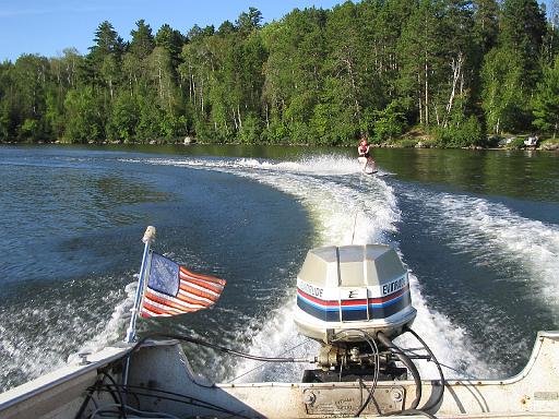 2005-08-16.waterskiing.nancy-snyder.4.lake_cabin.cook.mn.us 