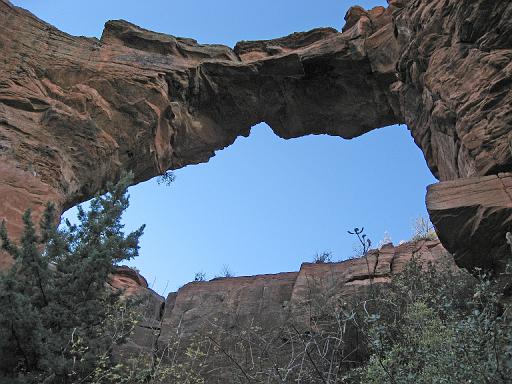 2007-11-20.devils_bridge_trail.pink_jeep.10.sedona.az.us 
