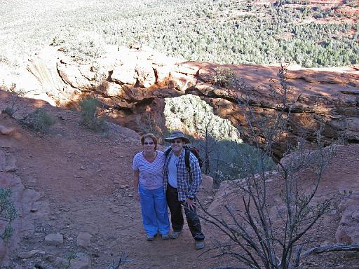 2007-11-20.devils_bridge_trail.pink_jeep.25.kevin-nessa-snyder.sedona.az.us 