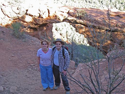 2007-11-20.devils_bridge_trail.pink_jeep.26.kevin-nessa-snyder.fav.sedona.az.us 