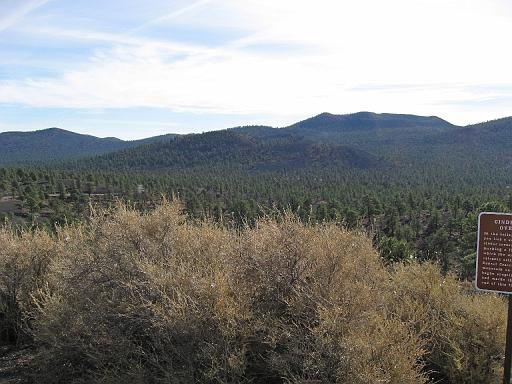 2007-11-18.volcanic_cinder_hills_overlook.sunset_crater.04.flagstaff.az.us 