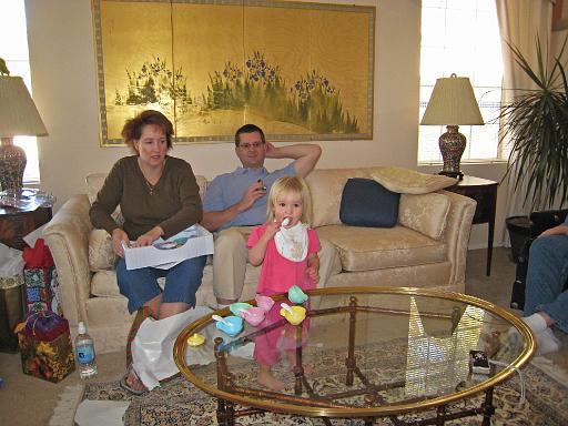2007-11-22.opening_presents.02.seren-snyder.christmas.las_vegas.nv.us 