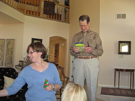 2007-11-22.opening_presents.18.seren-snyder.christmas.las_vegas.nv.us 