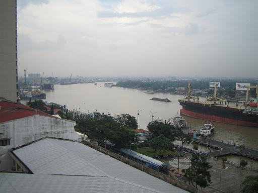 2004-07-01.river.3.saigon.ho_chi_minh.vn 