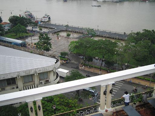 2004-07-01.river.4.saigon.ho_chi_minh.vn 