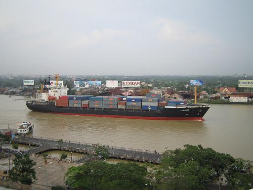 2004-07-01.river.9.fav.saigon.ho_chi_minh.vn 