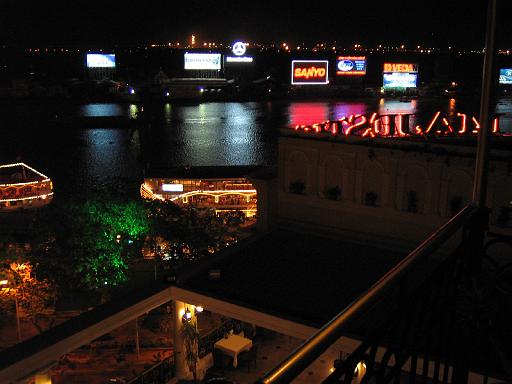 2004-07-06.river.night.2.saigon.ho_chi_minh.vn 