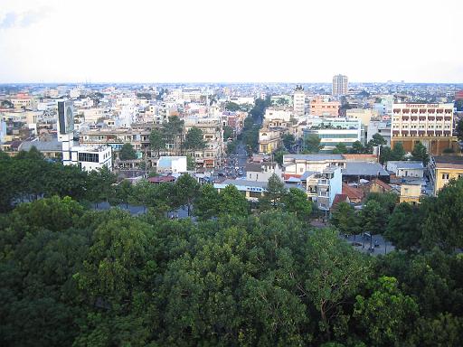 2004-07-06.skyline.park.saigon.ho_chi_minh.vn 