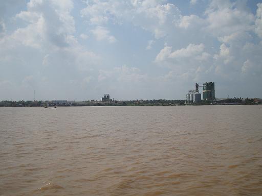 2004-07-05.mekong_delta.8.my_tho.vn 
