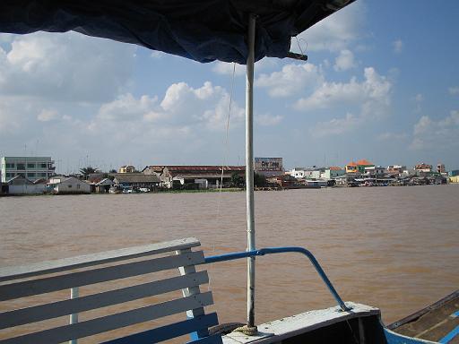2004-07-05.mekong_delta.housing.4.my_tho.vn 