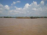 2004-07-05.mekong_delta.sand_barge.2.my_tho.vn.jpg