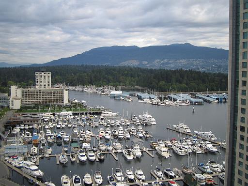 2004-07-16.stanley_park-marina.1.fav.vancouver.ca 